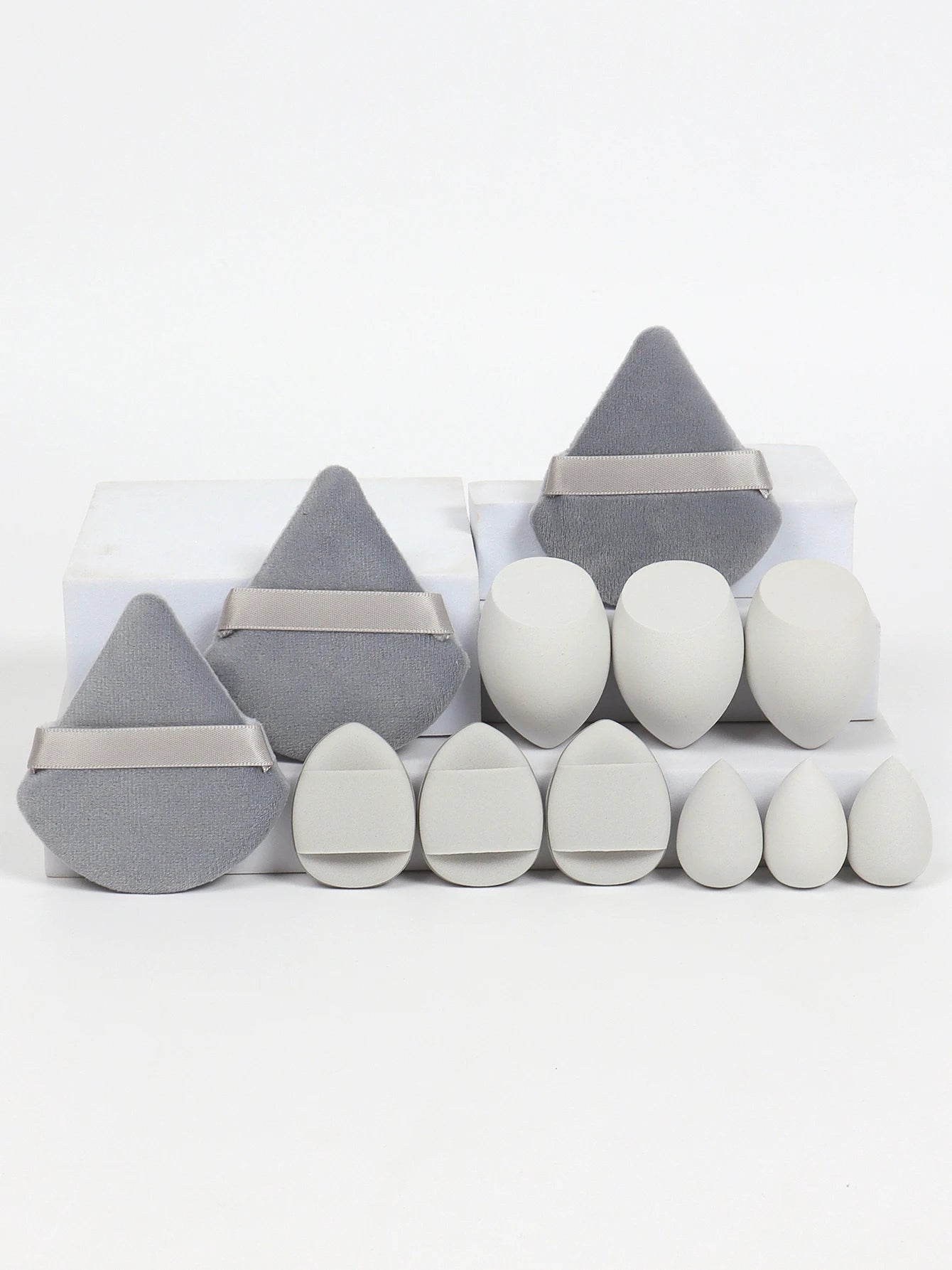 Set of 12 Multipurpose Makeup Sponges